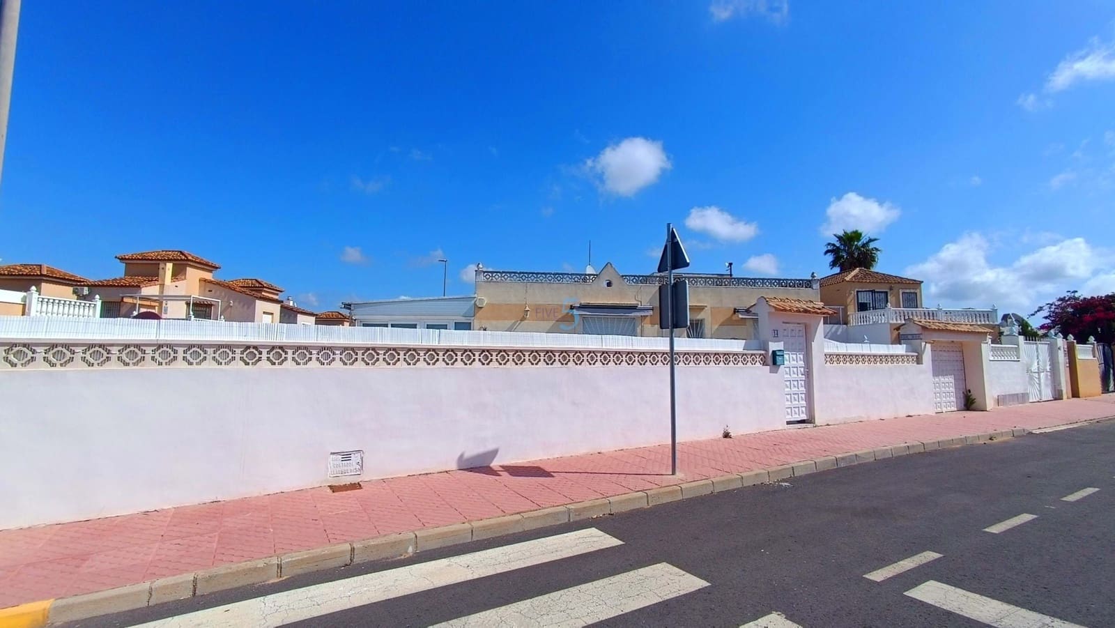 2 sovrum Villa till salu i Algorfa med pool - 224 995 € (Ref: 9802883)