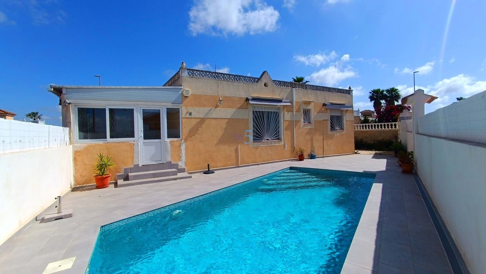2 sovrum Villa till salu i Algorfa med pool - 224 995 € (Ref: 9802883)