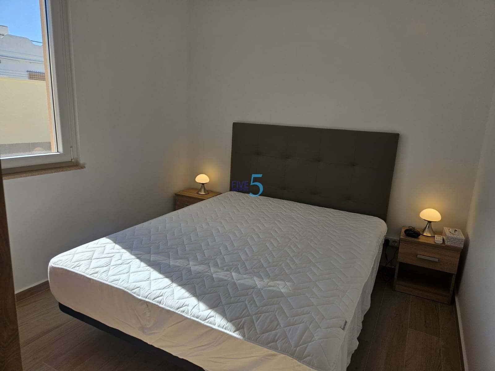 4 soveværelse Villa til salg i Torrevieja med swimmingpool garage - € 730.000 (Ref: 9802972)