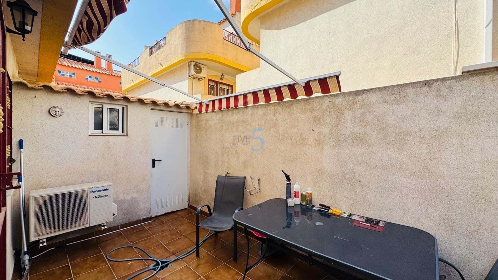 3 bedroom Townhouse for sale in La Zenia with pool garage - € 224,900 (Ref: 9802974)