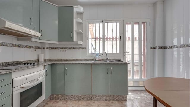 3 quarto Casa em Banda para venda em La Zenia, Orihuela com piscina garagem - 214 000 € (Ref: 9802974)