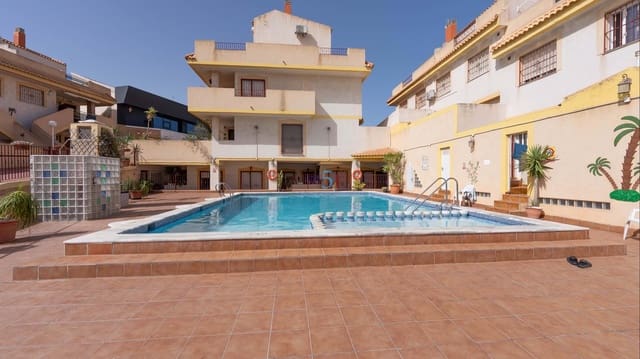 3 quarto Casa em Banda para venda em La Zenia, Orihuela com piscina garagem - 214 000 € (Ref: 9802974)