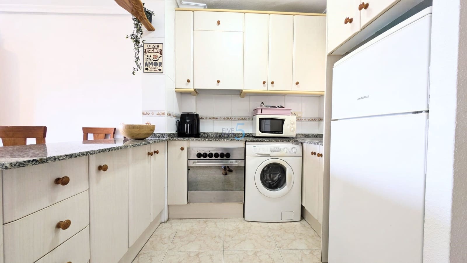 2 Zimmer Apartment zu verkaufen in El Chaparral mit Pool Garage - 123.000 € (Ref: 9805277)