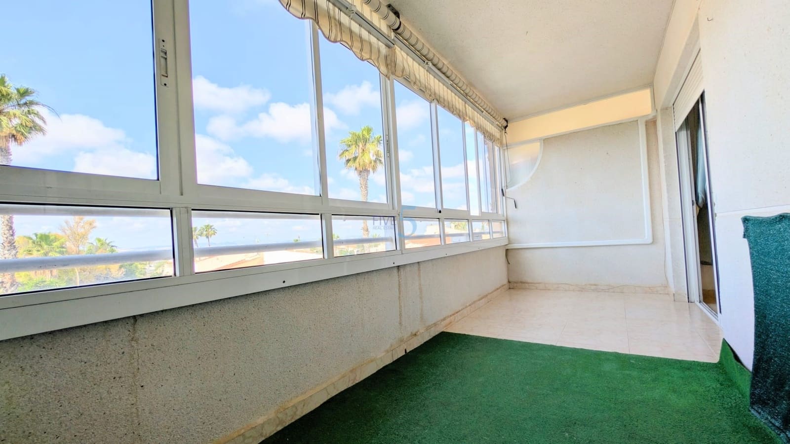 2 Zimmer Apartment zu verkaufen in El Chaparral mit Pool Garage - 123.000 € (Ref: 9805277)