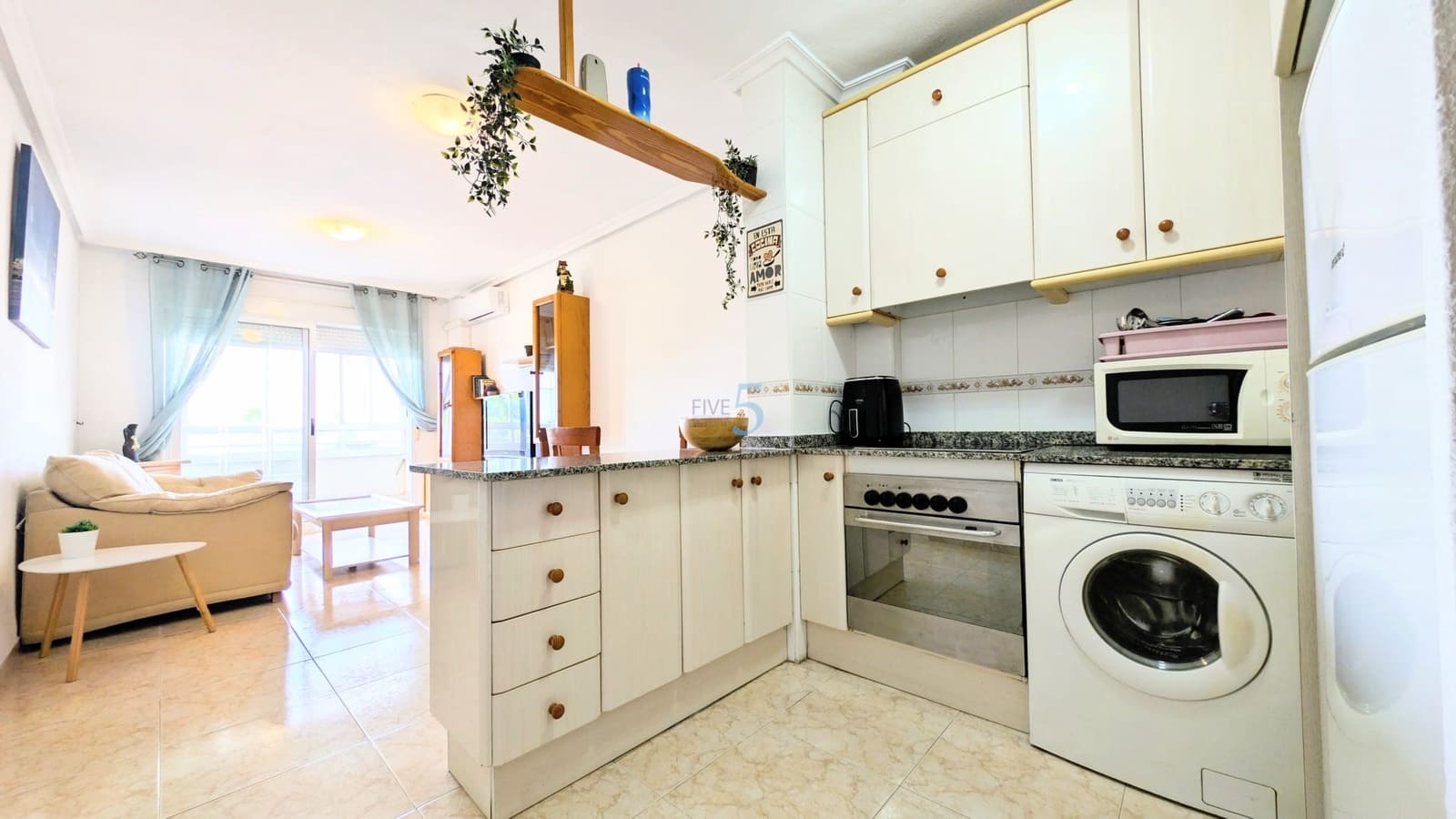 2 Zimmer Apartment zu verkaufen in El Chaparral mit Pool Garage - 123.000 € (Ref: 9805277)