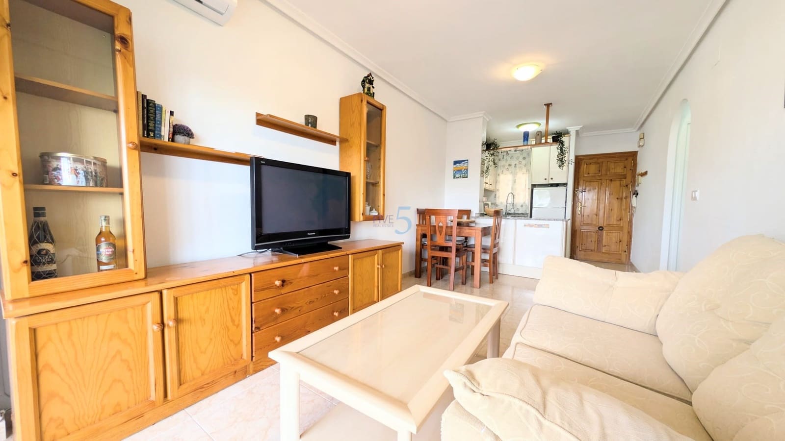 2 Zimmer Apartment zu verkaufen in El Chaparral mit Pool Garage - 123.000 € (Ref: 9805277)