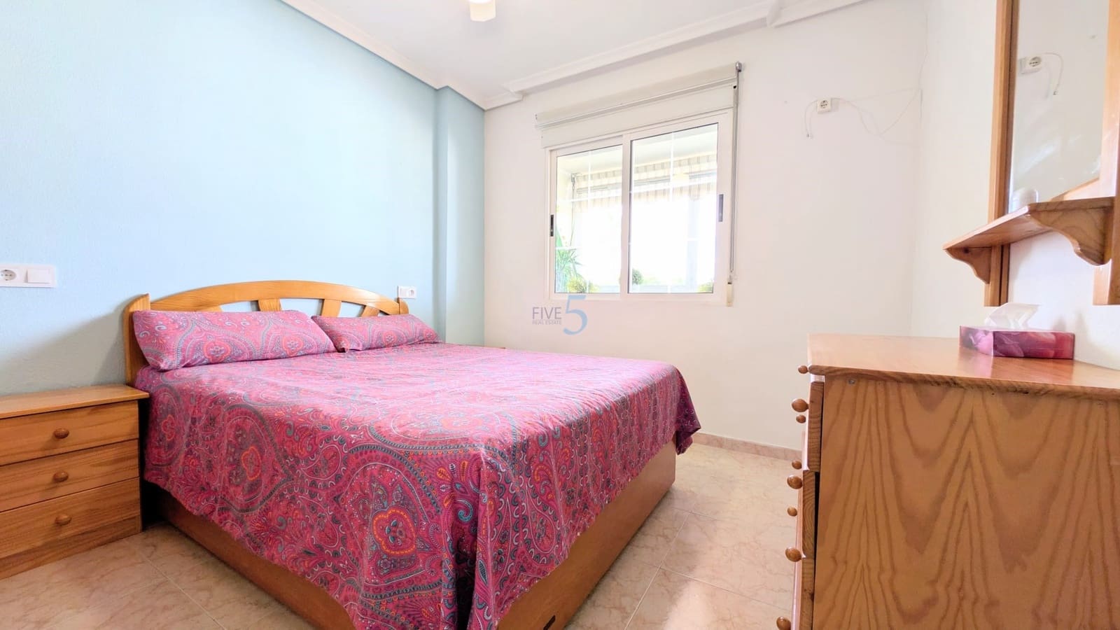 2 Zimmer Apartment zu verkaufen in El Chaparral mit Pool Garage - 123.000 € (Ref: 9805277)