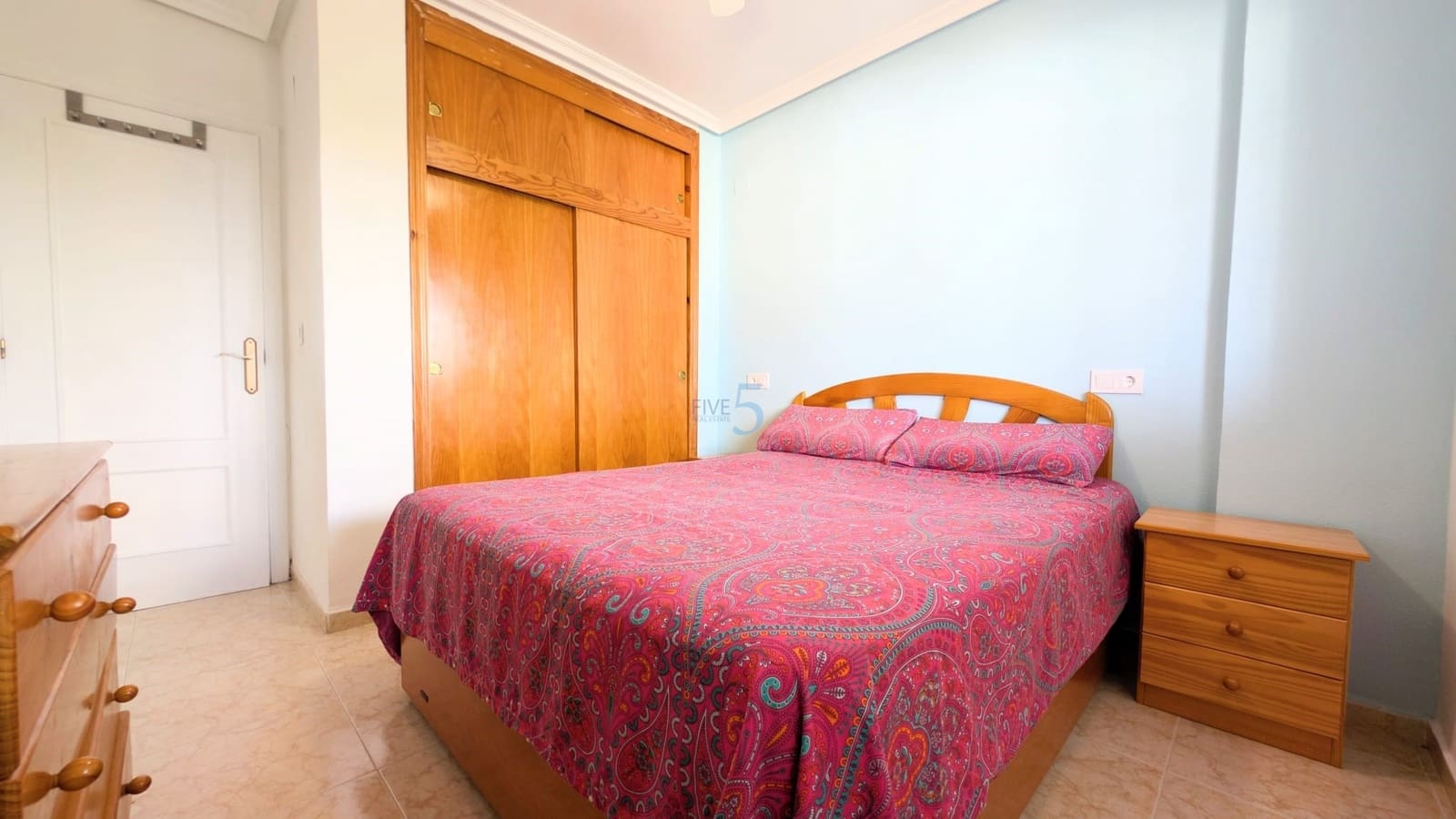 2 Zimmer Apartment zu verkaufen in El Chaparral mit Pool Garage - 123.000 € (Ref: 9805277)