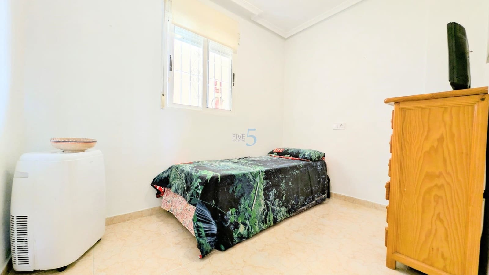 2 Zimmer Apartment zu verkaufen in El Chaparral mit Pool Garage - 123.000 € (Ref: 9805277)