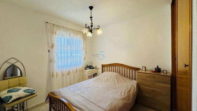 3 Zimmer Villa zu verkaufen in Villamartin, Orihuela mit Garage - 225.000 € (Ref: 9805278)