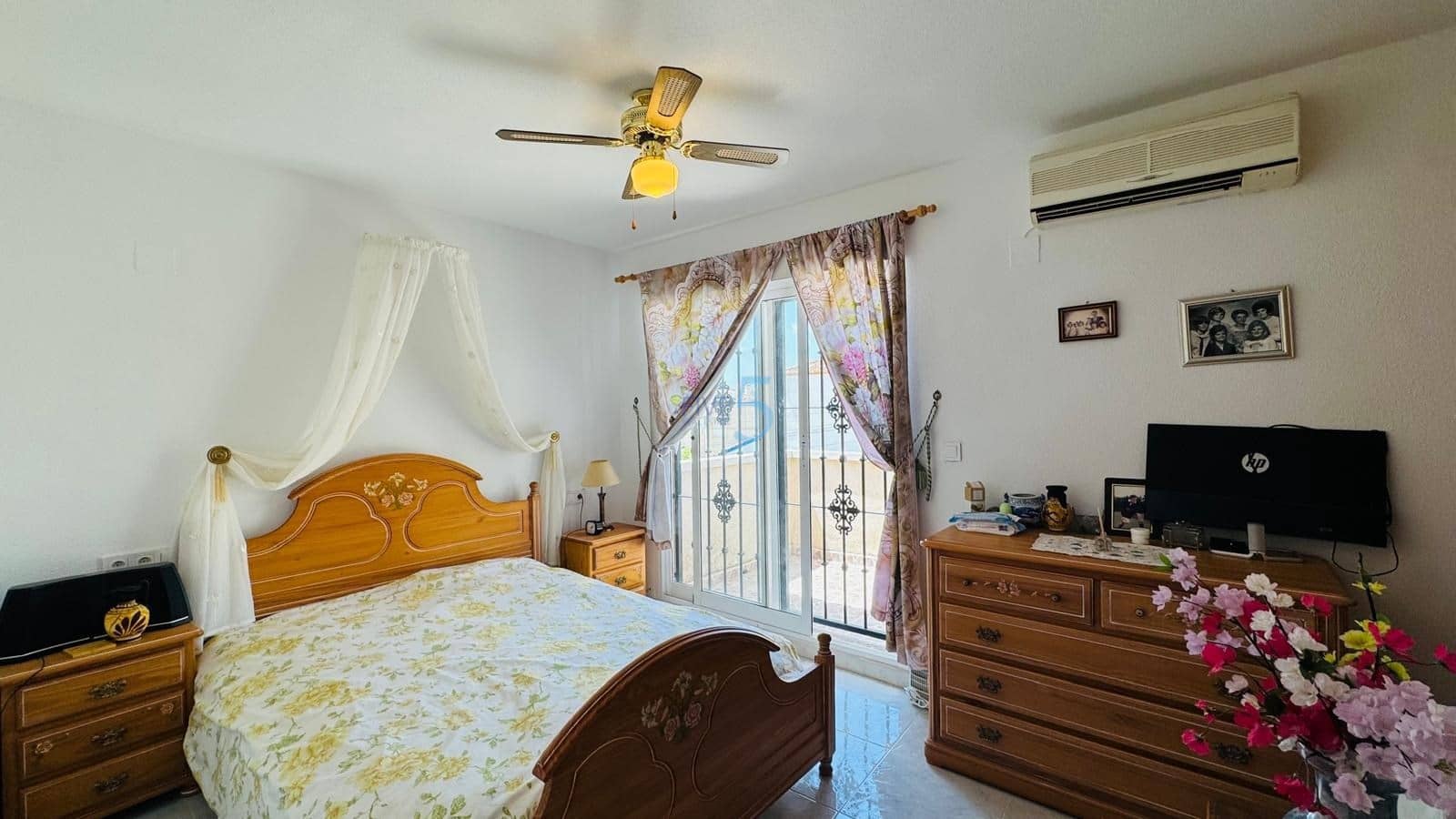 3 Zimmer Villa zu verkaufen in Villamartin mit Garage - 225.000 € (Ref: 9805278)