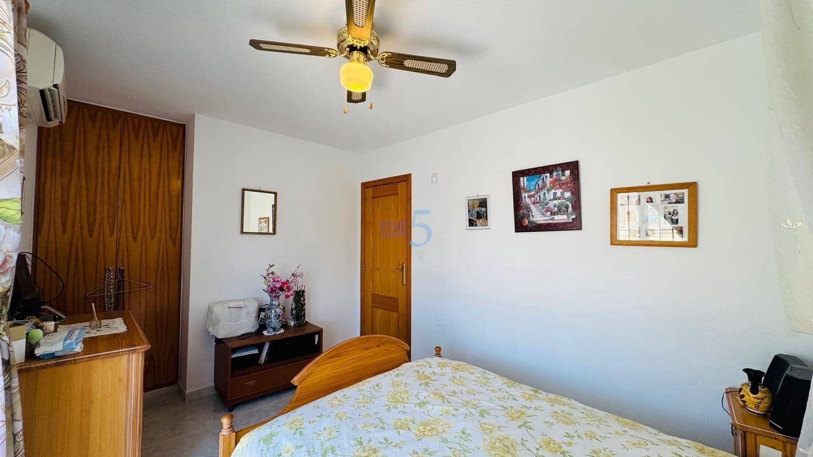 3 Zimmer Villa zu verkaufen in Villamartin mit Garage - 225.000 € (Ref: 9805278)