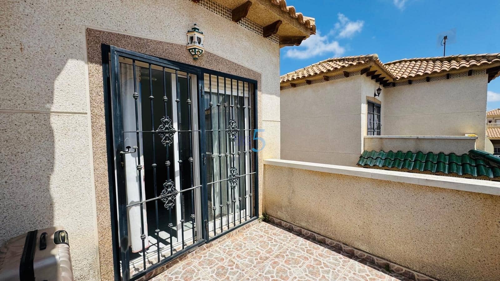 3 Zimmer Villa zu verkaufen in Villamartin mit Garage - 225.000 € (Ref: 9805278)