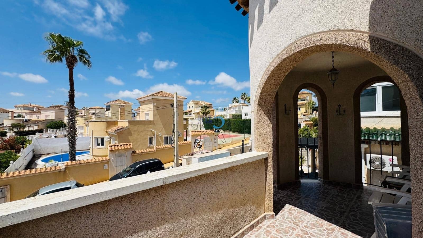 3 Zimmer Villa zu verkaufen in Villamartin mit Garage - 225.000 € (Ref: 9805278)