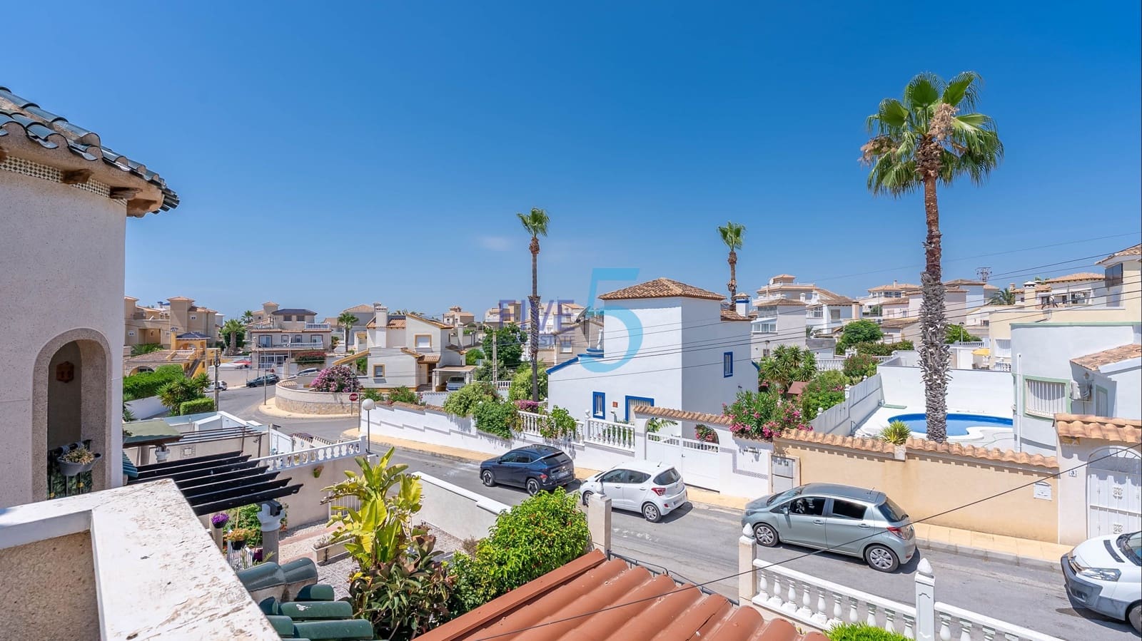 3 bedroom Villa for sale in Villamartin with garage - € 225,000 (Ref: 9805278)