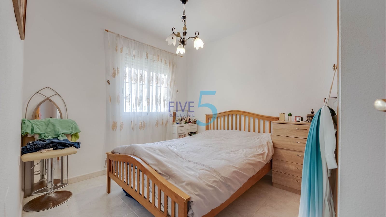 3 bedroom Villa for sale in Villamartin with garage - € 225,000 (Ref: 9805278)