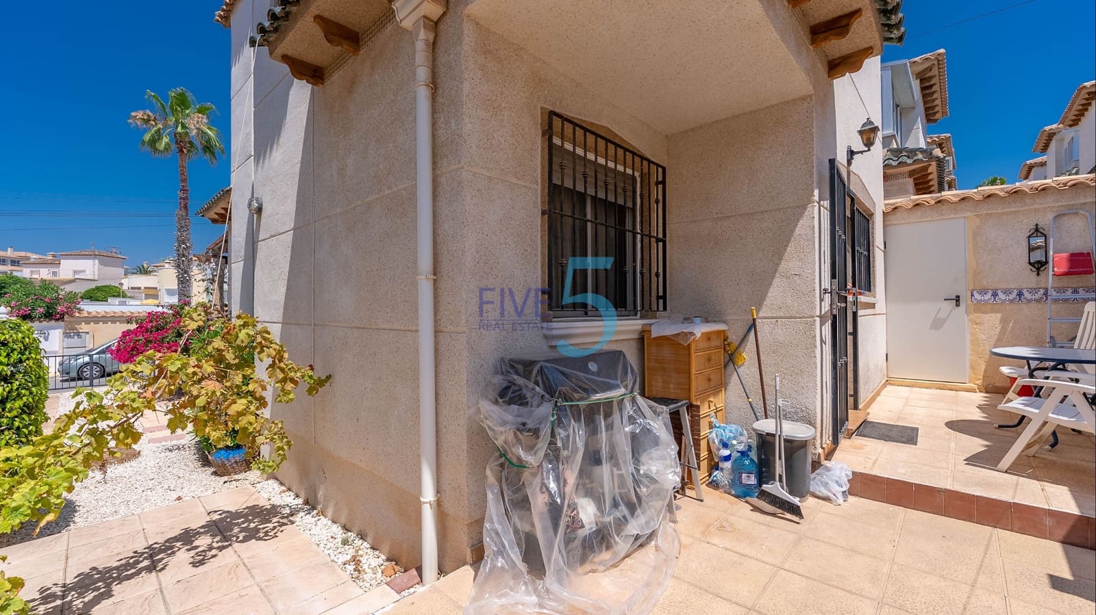 3 bedroom Villa for sale in Villamartin with garage - € 225,000 (Ref: 9805278)