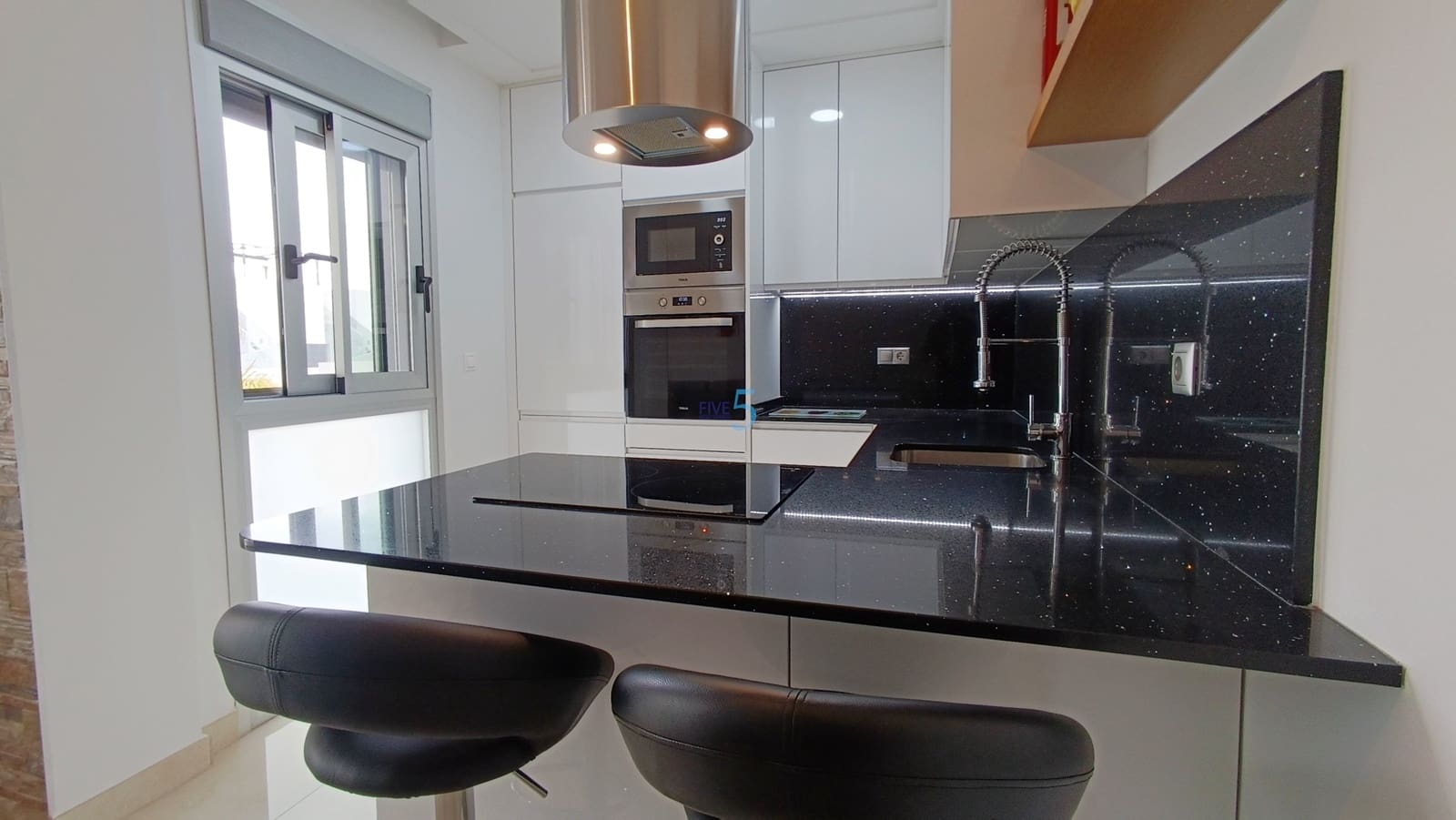 2 Zimmer Apartment zu verkaufen in Ciudad Quesada mit Pool Garage - 265.000 € (Ref: 9805463)