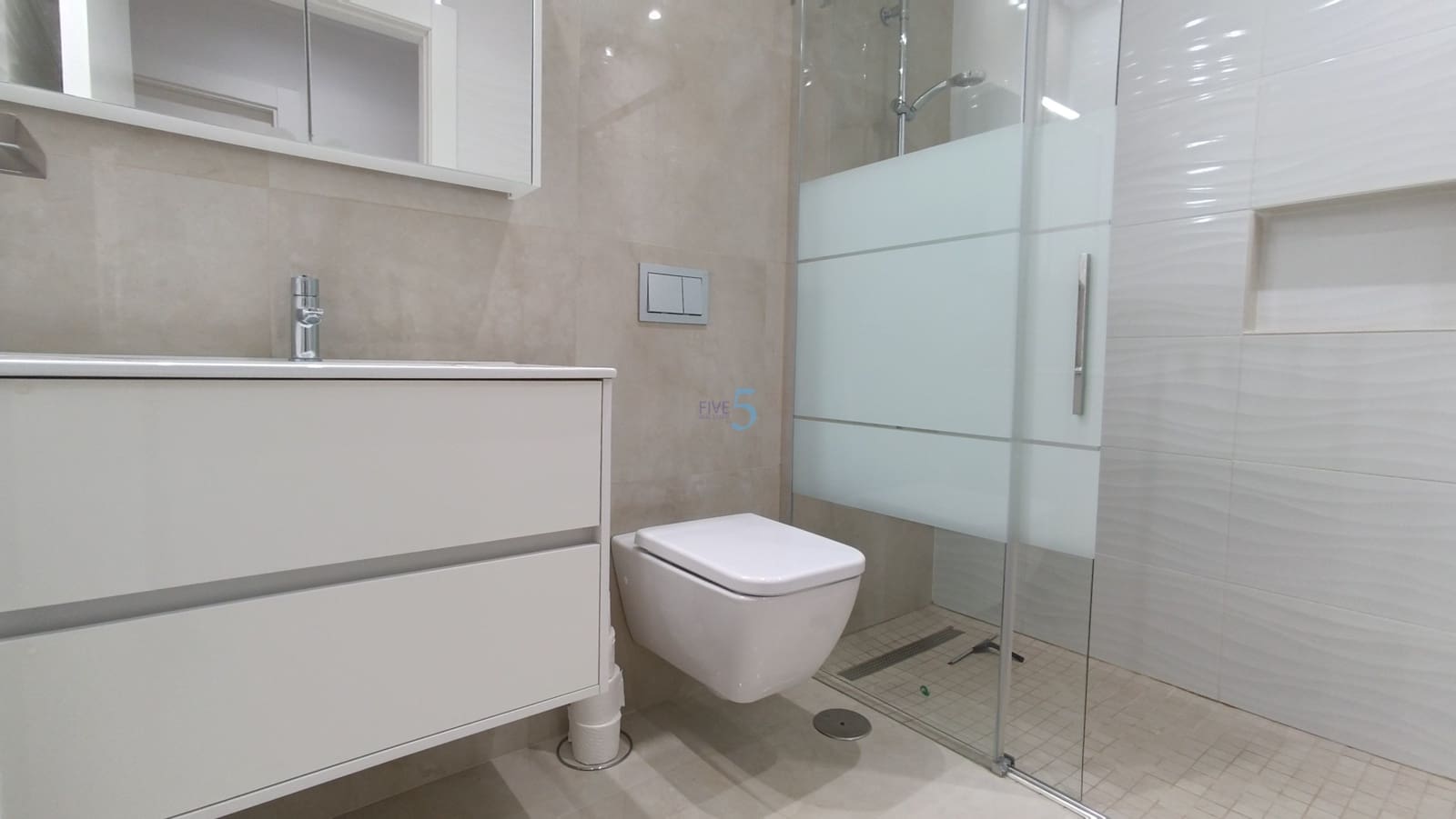 2 Zimmer Apartment zu verkaufen in Ciudad Quesada mit Pool Garage - 265.000 € (Ref: 9805463)