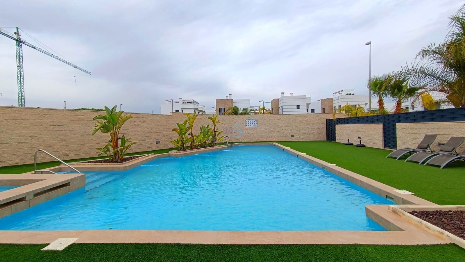 2 Zimmer Apartment zu verkaufen in Ciudad Quesada mit Pool Garage - 265.000 € (Ref: 9805463)