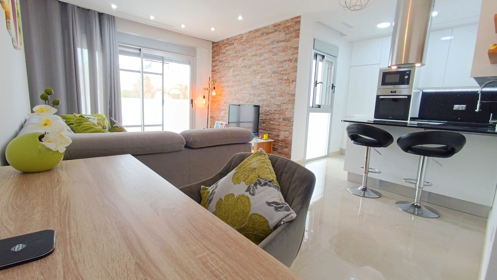 2 Zimmer Apartment zu verkaufen in Ciudad Quesada mit Pool Garage - 265.000 € (Ref: 9805463)