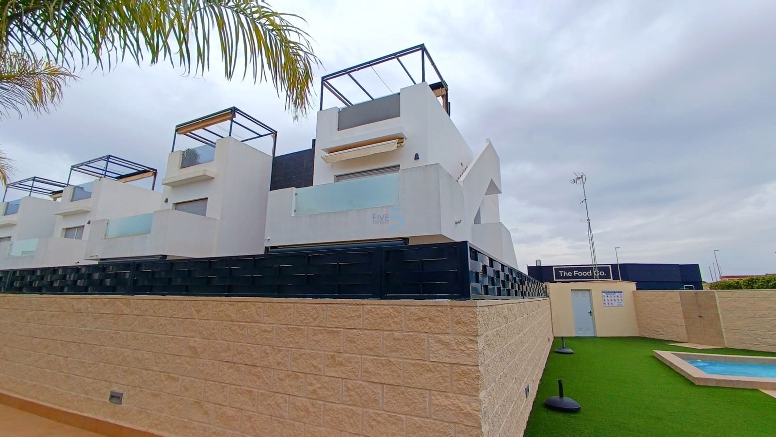 2 Zimmer Apartment zu verkaufen in Ciudad Quesada mit Pool Garage - 265.000 € (Ref: 9805463)