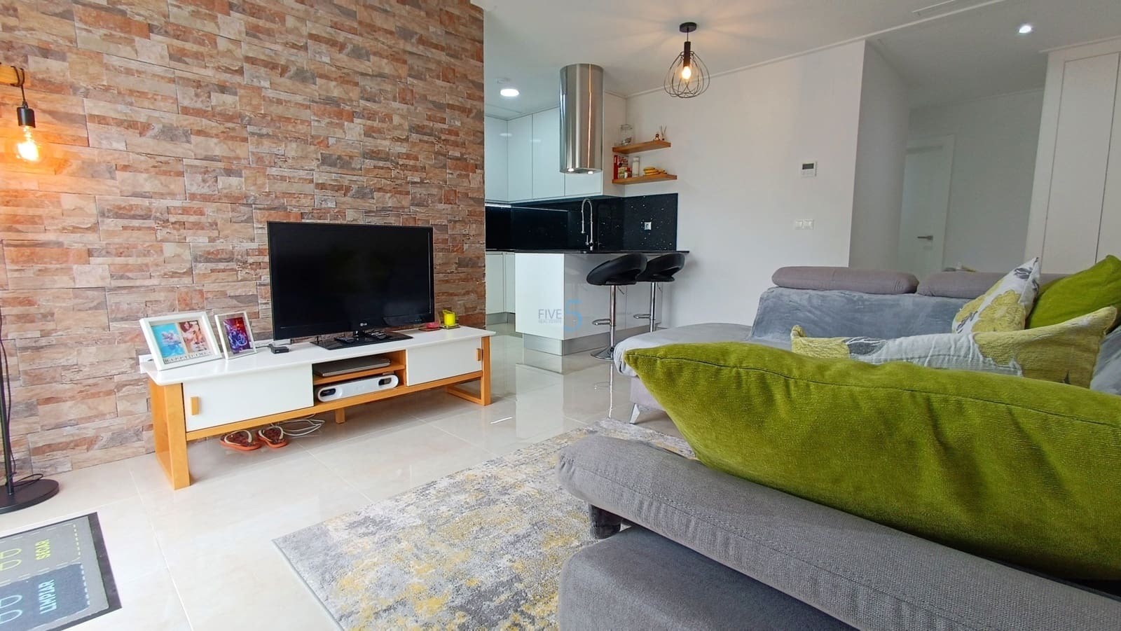 2 Zimmer Apartment zu verkaufen in Ciudad Quesada mit Pool Garage - 265.000 € (Ref: 9805463)