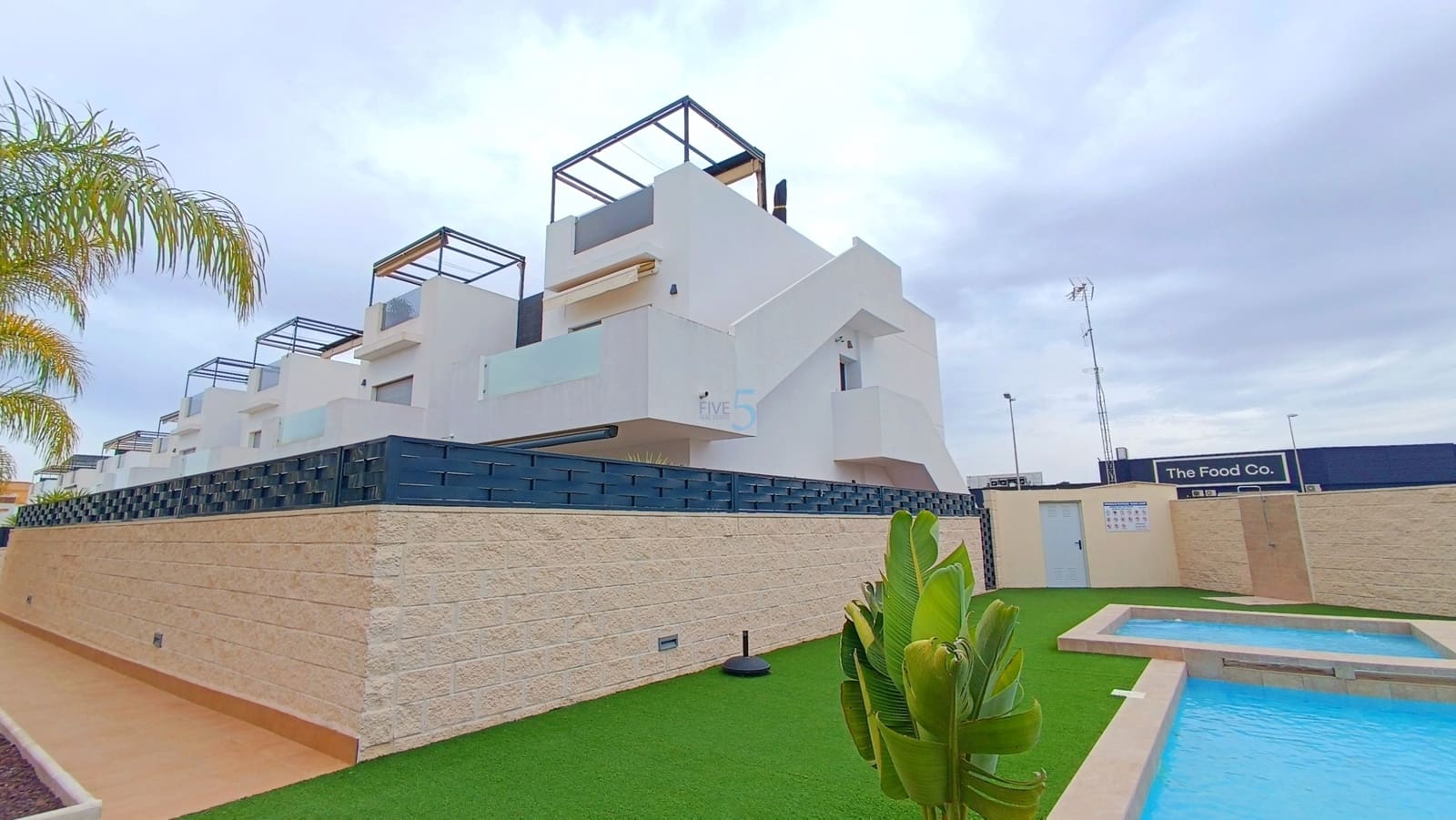 2 Zimmer Apartment zu verkaufen in Ciudad Quesada mit Pool Garage - 265.000 € (Ref: 9805463)