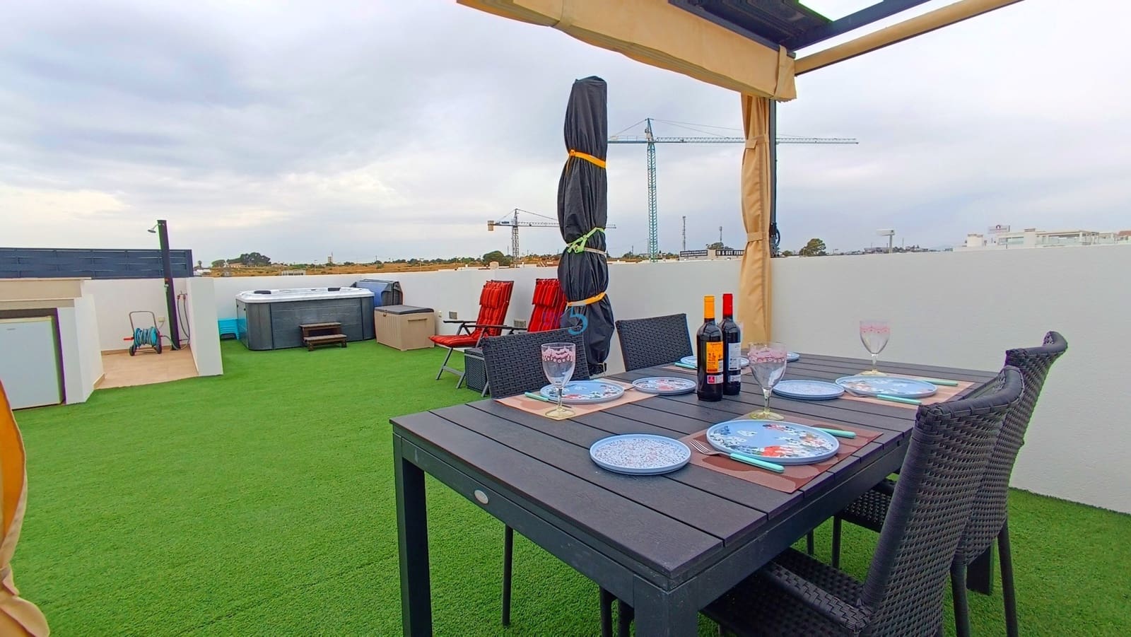 2 Zimmer Apartment zu verkaufen in Ciudad Quesada mit Pool Garage - 265.000 € (Ref: 9805463)