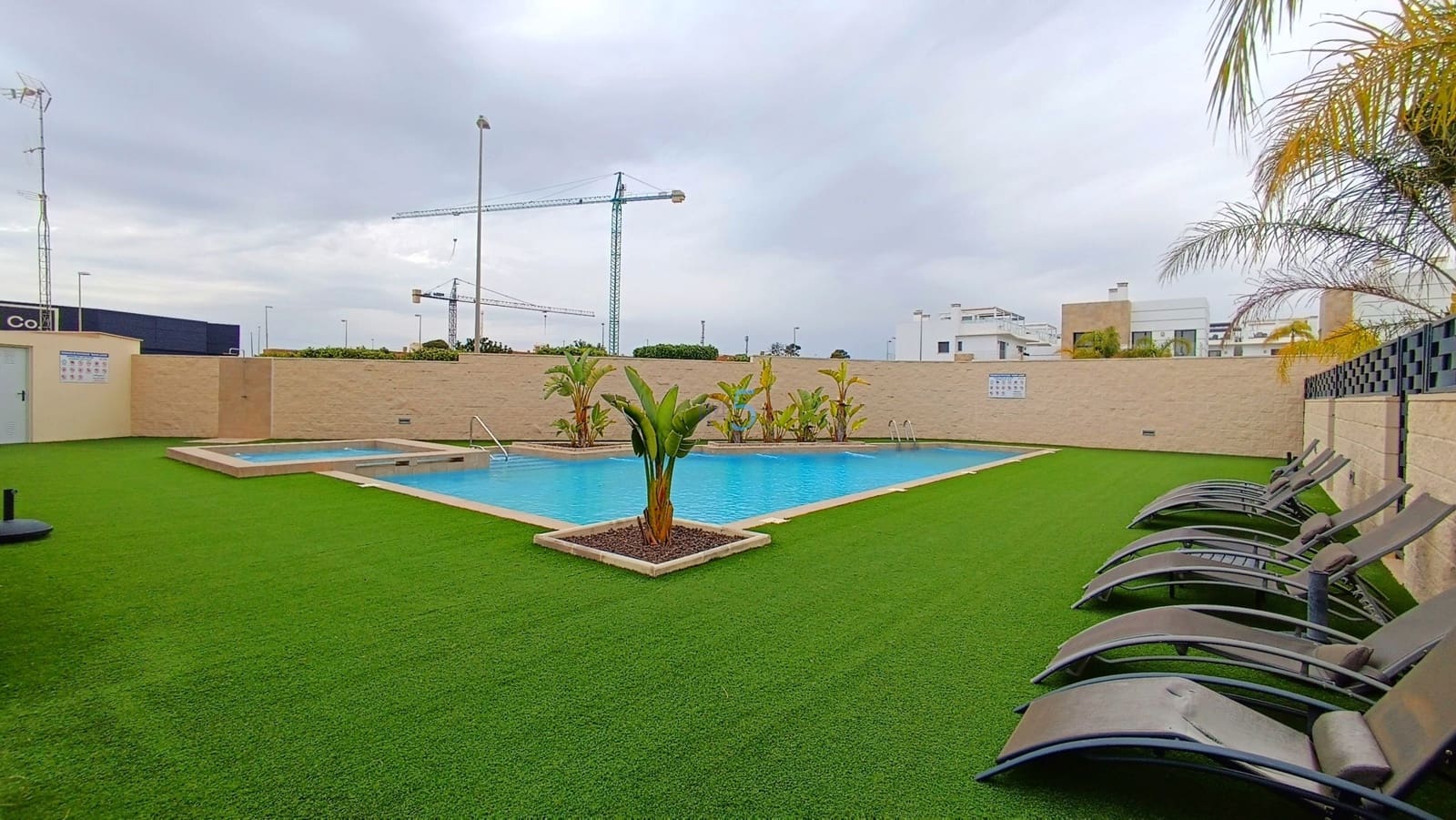 2 Zimmer Apartment zu verkaufen in Ciudad Quesada mit Pool Garage - 265.000 € (Ref: 9805463)