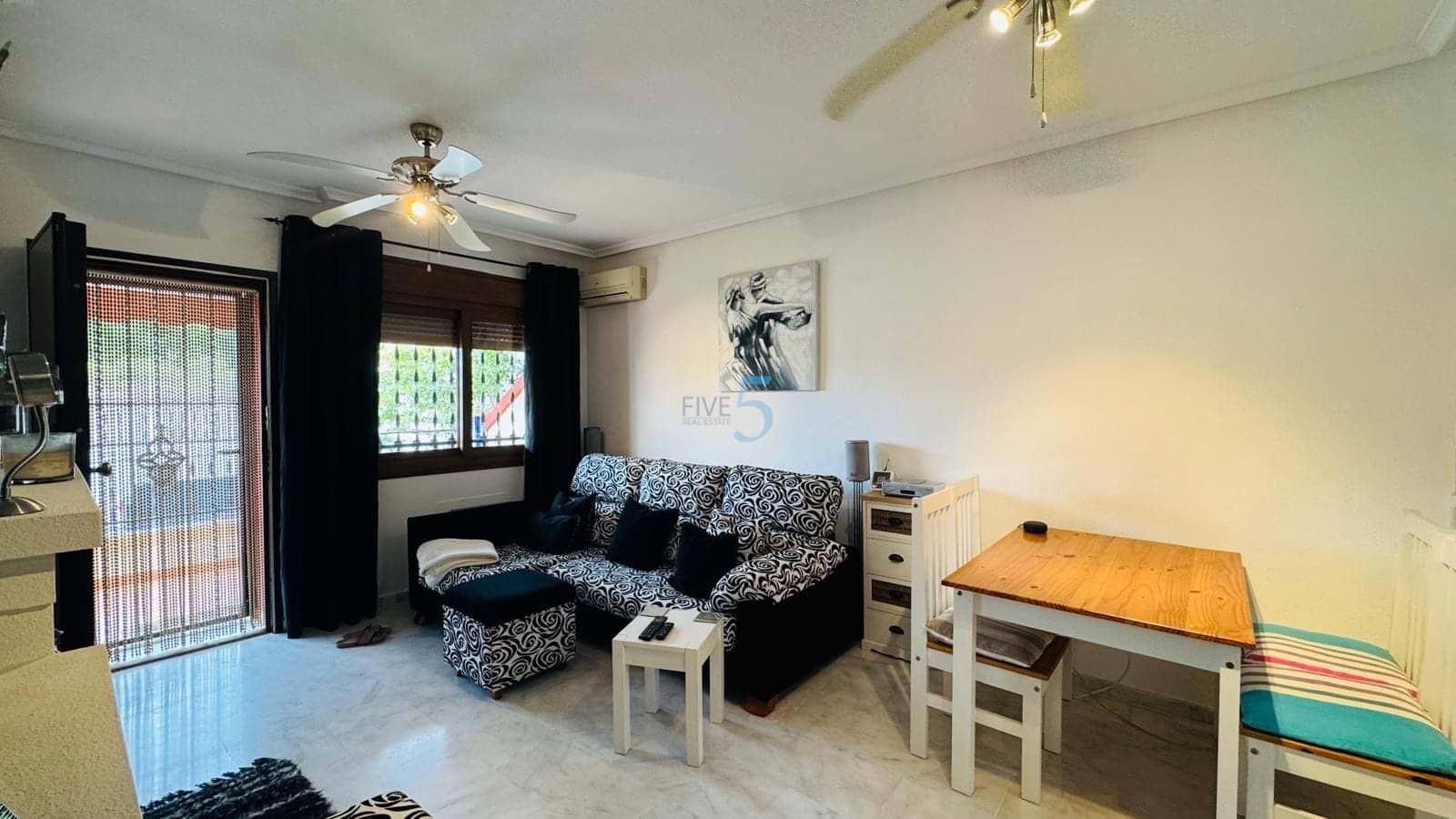 2 quarto Bungalow para venda em San Miguel de Salinas com piscina garagem - 174 000 € (Ref: 9807197)