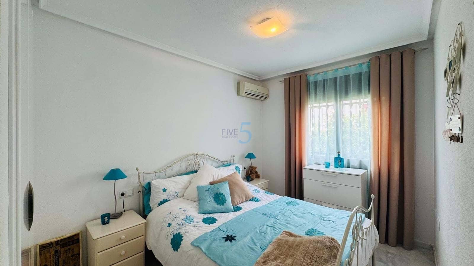 2 quarto Bungalow para venda em San Miguel de Salinas com piscina garagem - 174 000 € (Ref: 9807197)