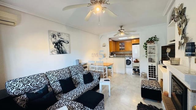 2 quarto Bungalow para venda em San Miguel de Salinas com piscina garagem - 174 000 € (Ref: 9807197)