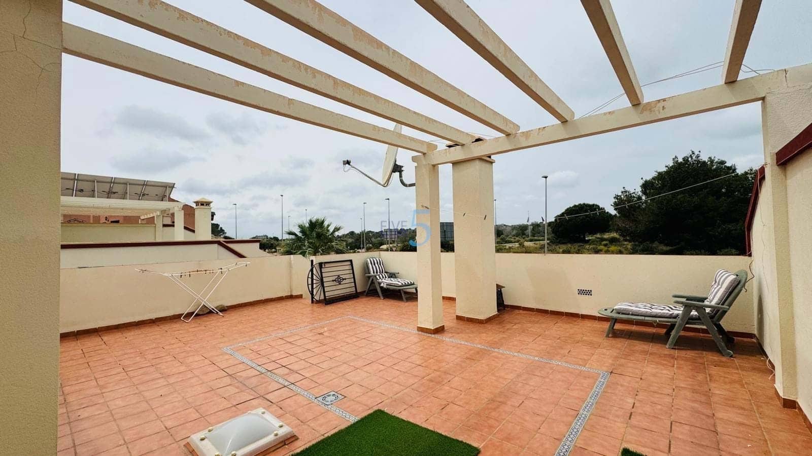 2 quarto Bungalow para venda em San Miguel de Salinas com piscina garagem - 174 000 € (Ref: 9807197)