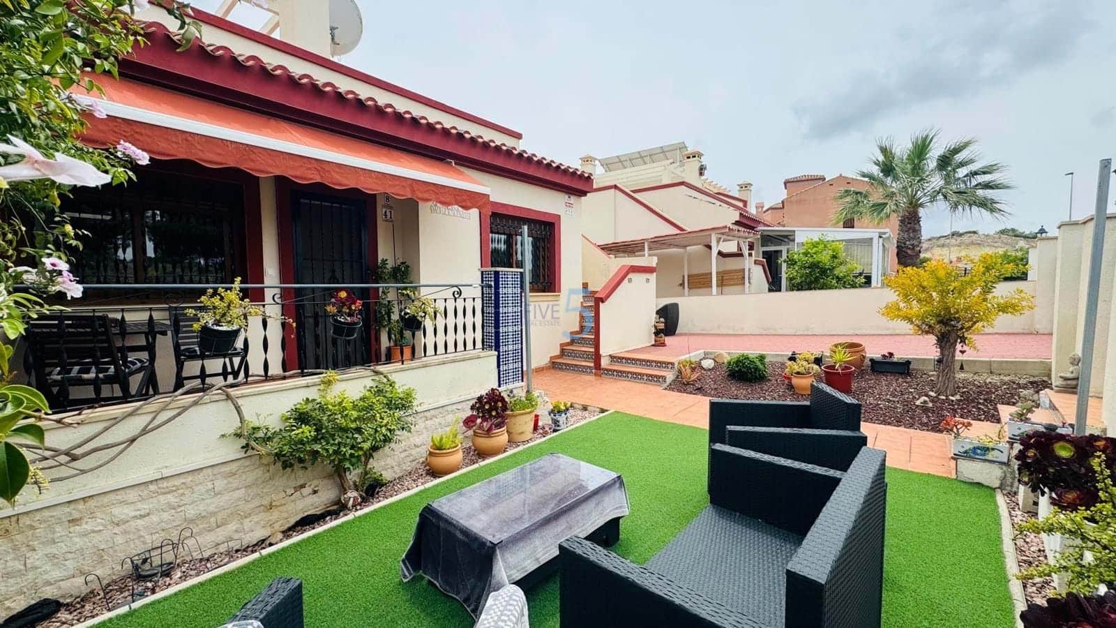 2 quarto Bungalow para venda em San Miguel de Salinas com piscina garagem - 174 000 € (Ref: 9807197)