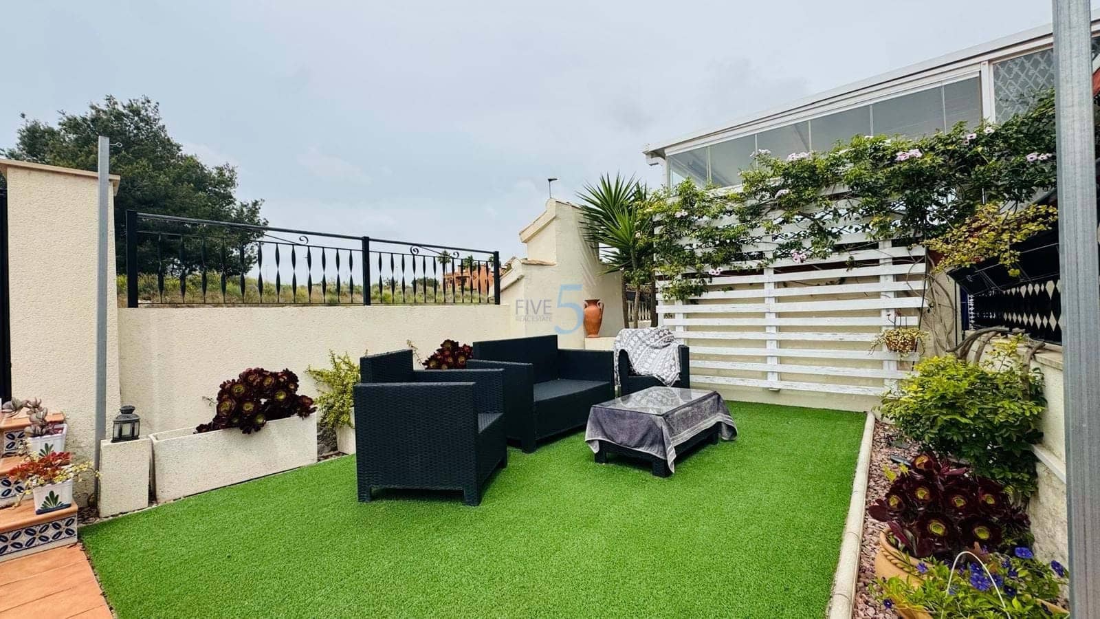 2 quarto Bungalow para venda em San Miguel de Salinas com piscina garagem - 174 000 € (Ref: 9807197)