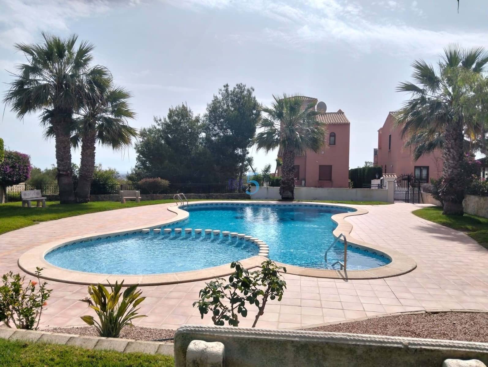 2 quarto Bungalow para venda em San Miguel de Salinas com piscina garagem - 174 000 € (Ref: 9807197)