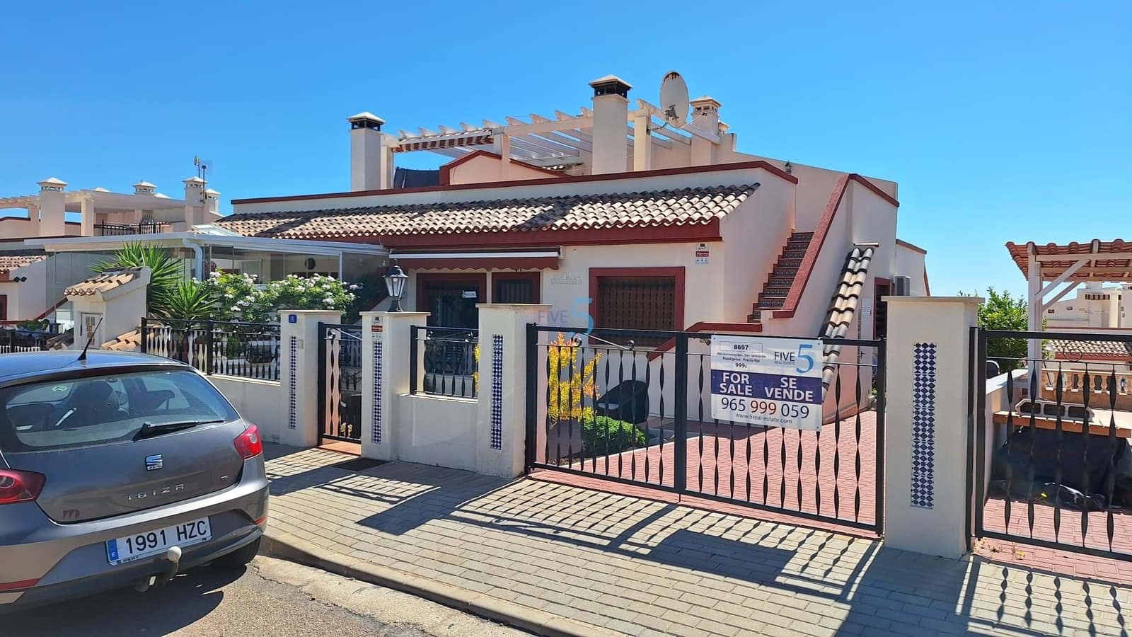 2 quarto Bungalow para venda em San Miguel de Salinas com piscina garagem - 184 000 € (Ref: 9807197)