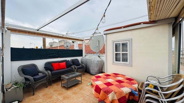 Casa de 1 habitación en Torrevieja en venta con garaje - 145.000 € (Ref: 9807198)