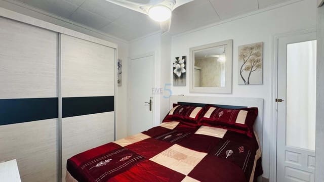 Casa de 1 habitación en Torrevieja en venta con garaje - 145.000 € (Ref: 9807198)