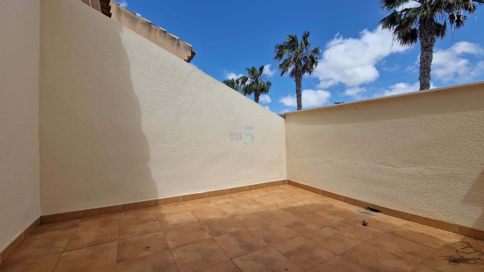 4 makuuhuone Omakotitalo myytävänä paikassa San Javier mukana 
autotalli - 380 000 € (Ref: 9807199)