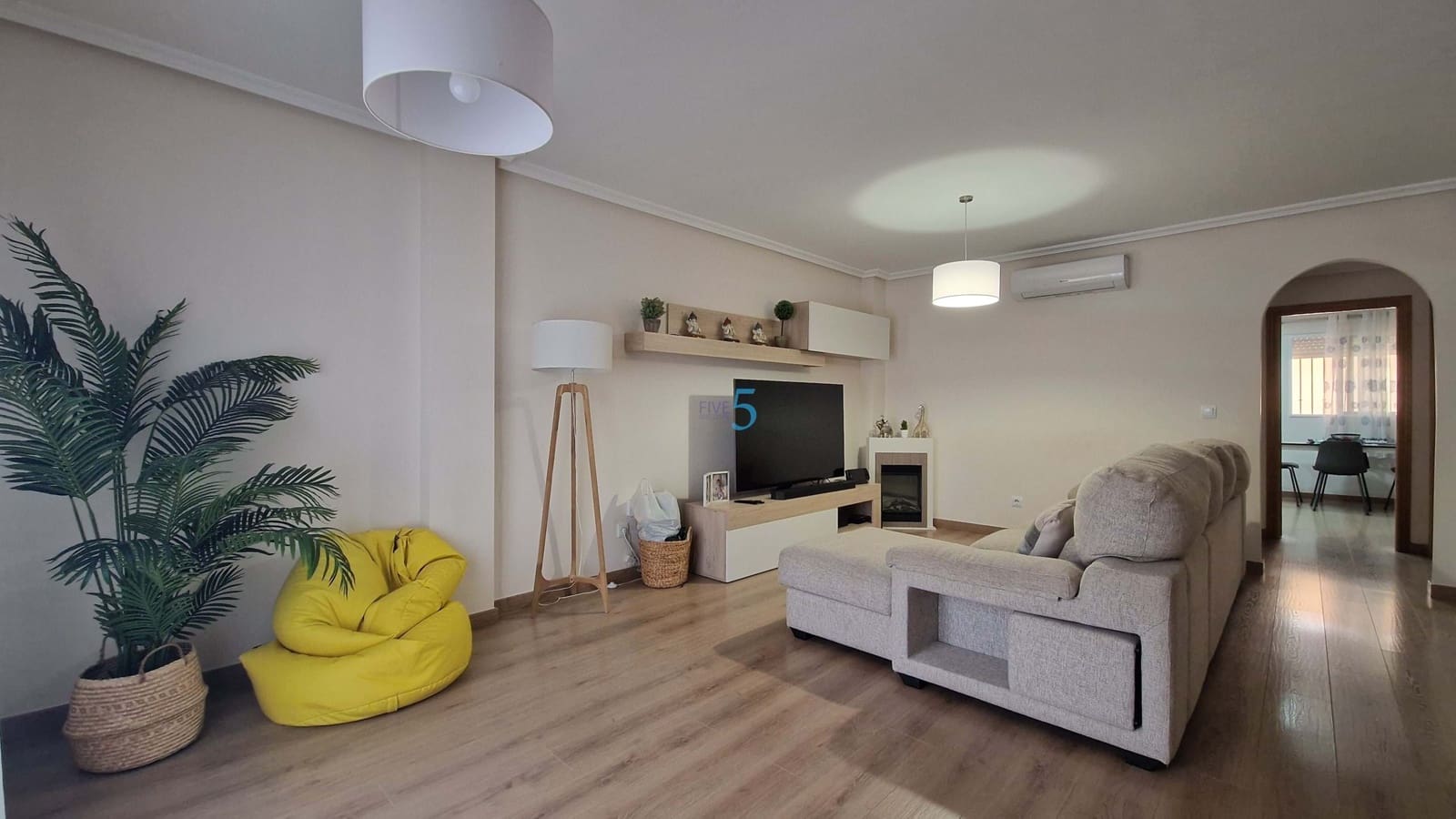 4 makuuhuone Omakotitalo myytävänä paikassa San Javier mukana 
autotalli - 380 000 € (Ref: 9807199)