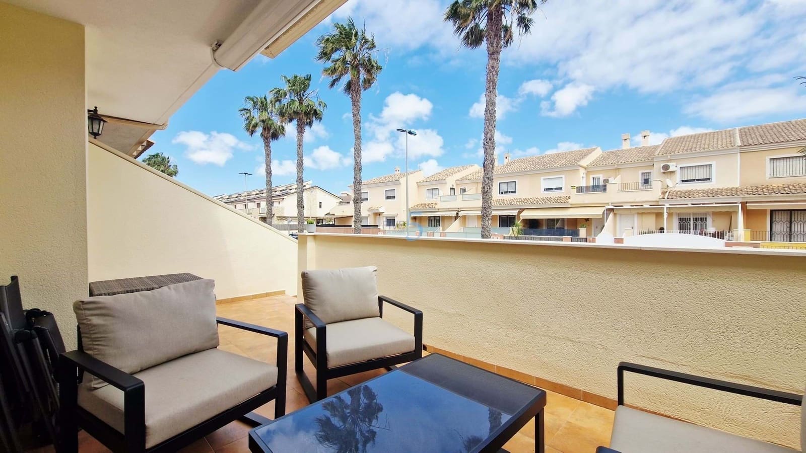 4 makuuhuone Omakotitalo myytävänä paikassa San Javier mukana 
autotalli - 380 000 € (Ref: 9807199)