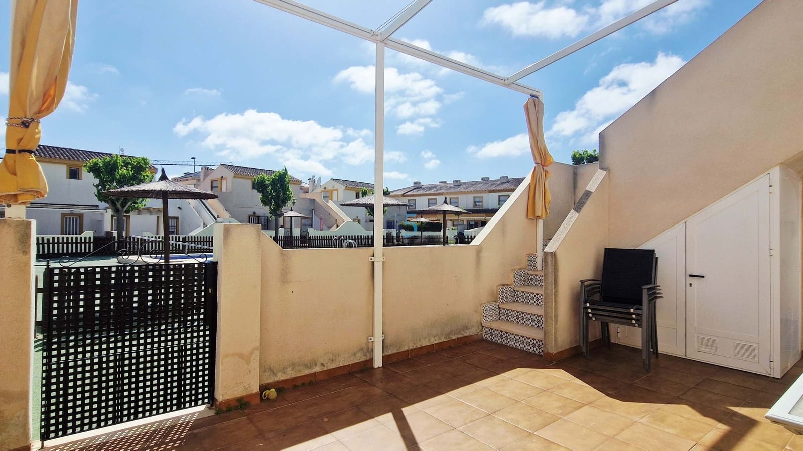 3 chambre Bungalow à vendre à Torre de la Horadada avec piscine garage - 320 000 € (Ref: 9807200)