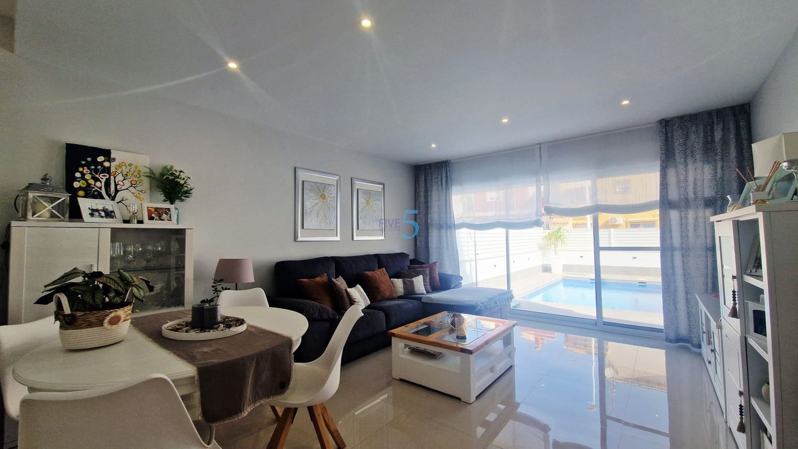 3 bedroom Villa for sale in San Pedro del Pinatar with pool garage - € 495,000 (Ref: 9808600)