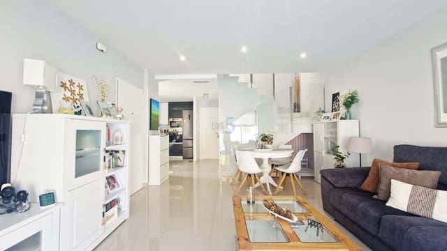 3 soverom Villa til salgs i San Pedro del Pinatar med svømmebasseng garasje - € 495 000 (Ref: 9808600)