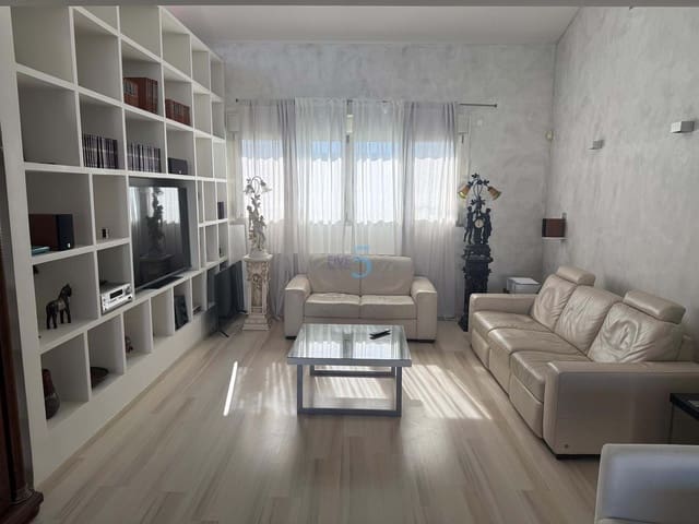 5 Zimmer Villa zu verkaufen in Torrevieja mit Pool Garage - 980.000 € (Ref: 9808601)