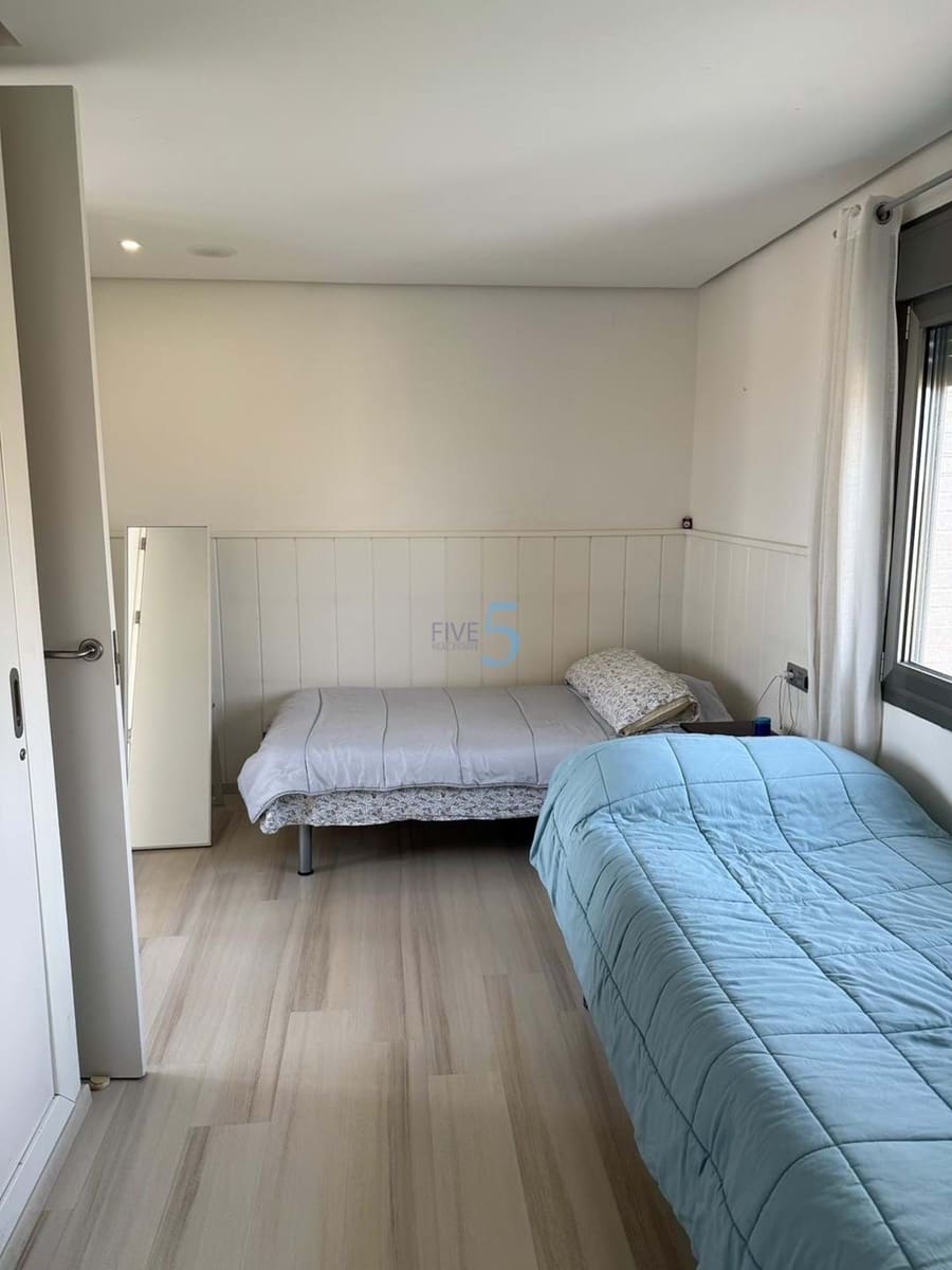 5 Zimmer Villa zu verkaufen in Torrevieja mit Pool Garage - 980.000 € (Ref: 9808601)
