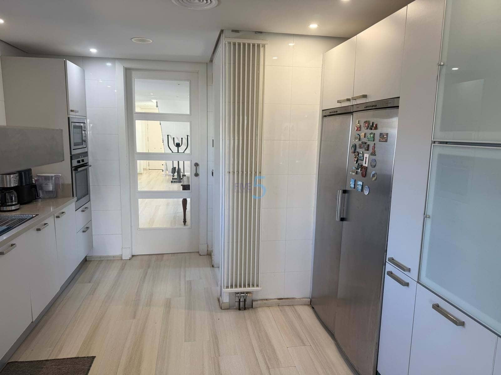 5 Zimmer Villa zu verkaufen in Torrevieja mit Pool Garage - 980.000 € (Ref: 9808601)