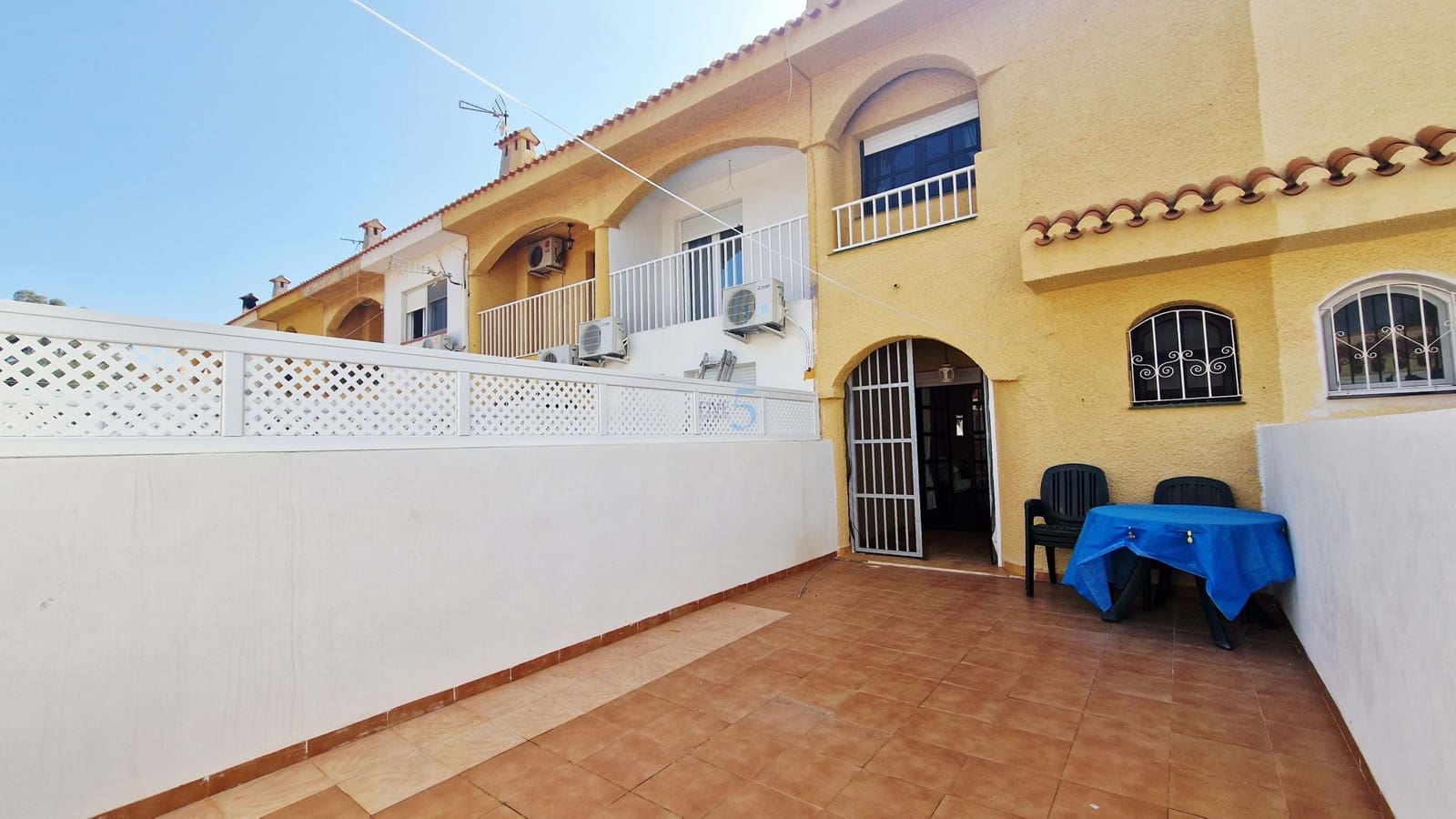 2 bedroom Townhouse for sale in Estrella de Mar with pool - € 129,995 (Ref: 9809847)